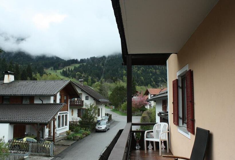 ホテル Garni Otto Huber