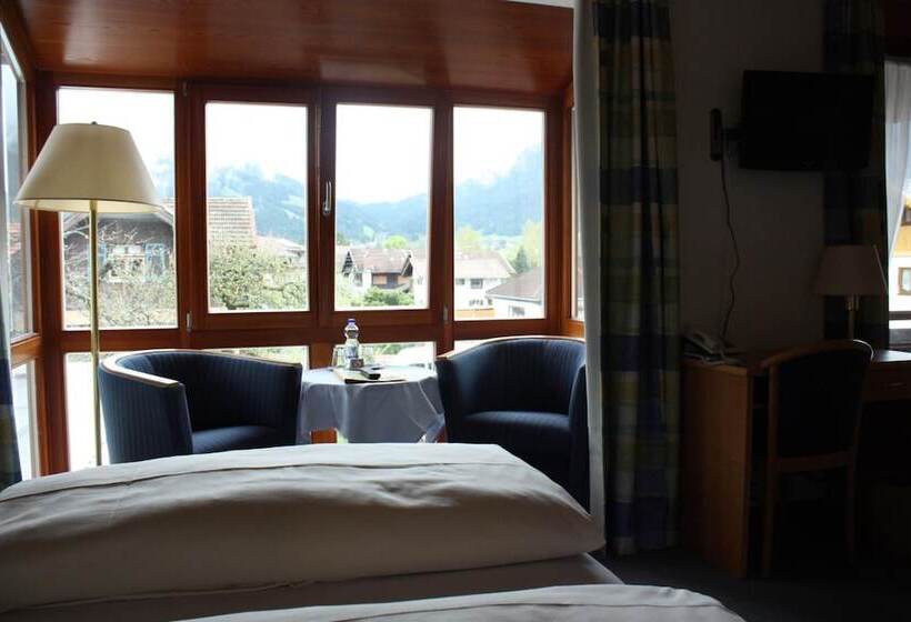 ホテル Garni Otto Huber