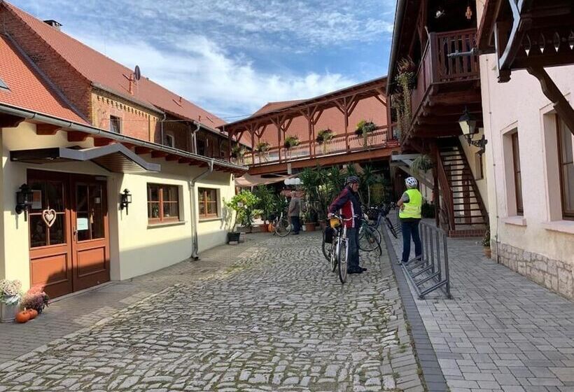 酒店 Garni Zum Rebstock