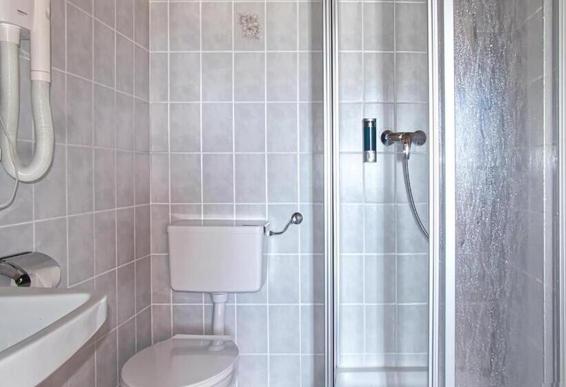 Garnihotel Zur Linde Bayerischer Wald Aktivcard Mit 130 Kostenfreien Leistungen Kostenloser Pa