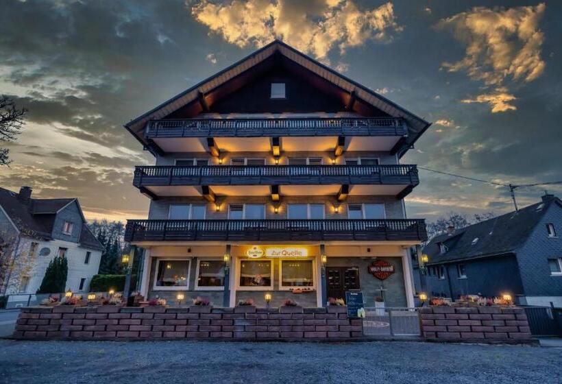 호텔 Gasthaus Zur Quelle