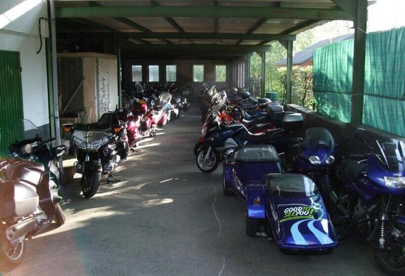 호텔 Gasthaus Zur Quelle