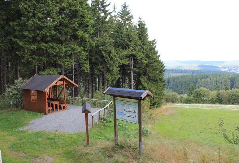 Отель Gasthof Rodachtal Mit Gästehaus Katharina