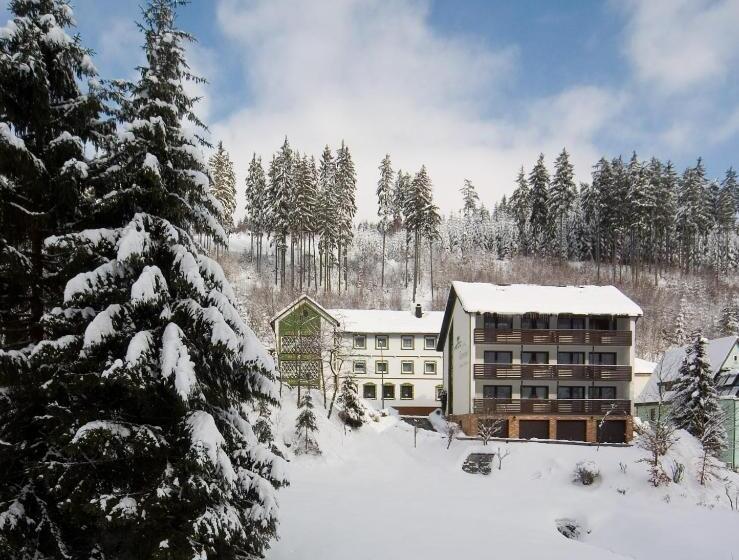 Отель Gasthof Rodachtal Mit Gästehaus Katharina