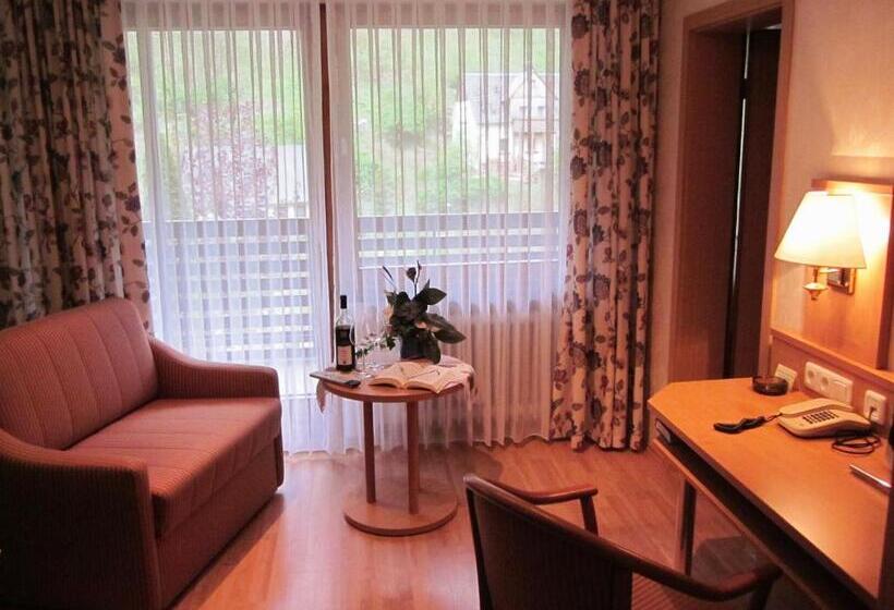 Отель Gasthof Rodachtal Mit Gästehaus Katharina