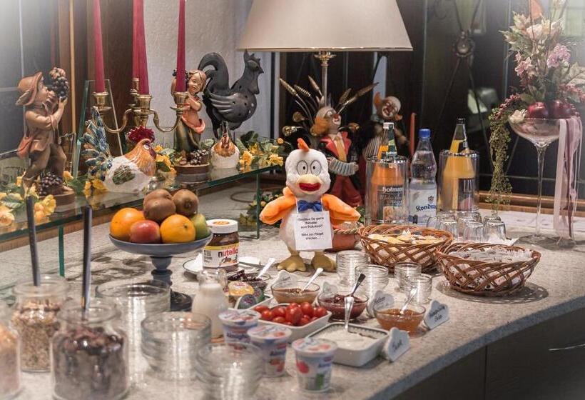 Отель Gasthof Rodachtal Mit Gästehaus Katharina