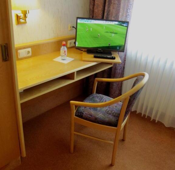 Отель Gasthof Rodachtal Mit Gästehaus Katharina