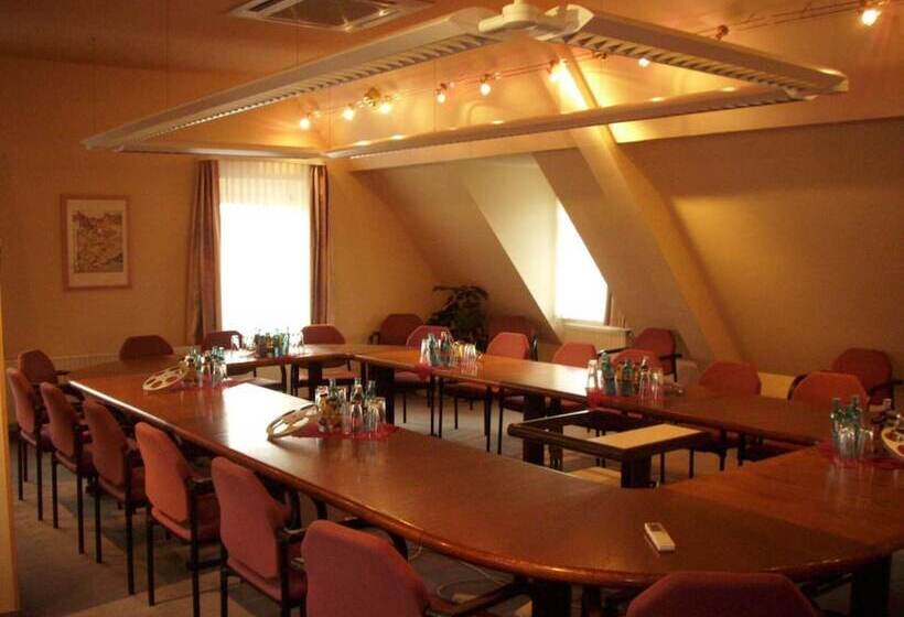 Gasthof Und Landhotel Zur Ausspanne