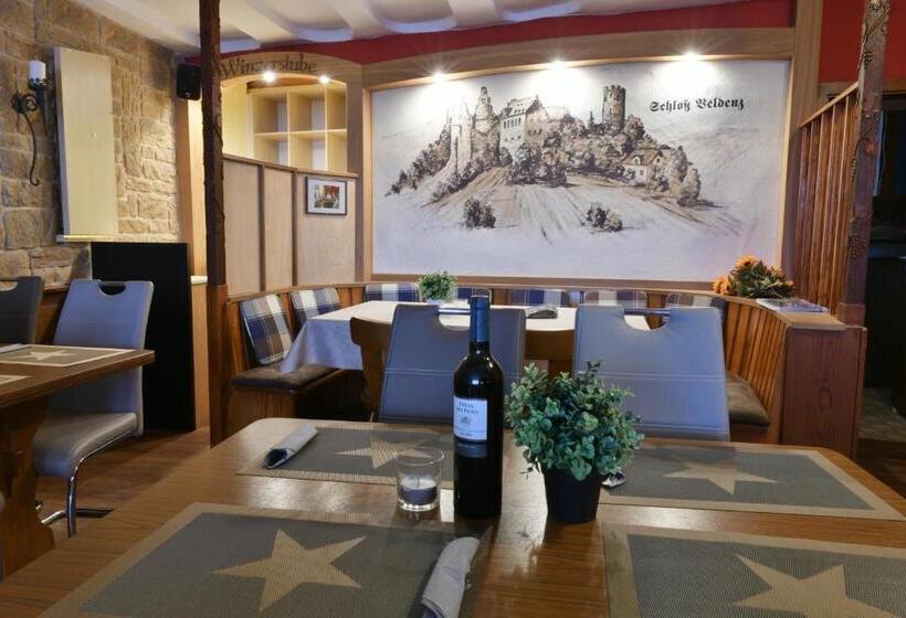 Отель Gasthof Zur Grafschaft Veldenz