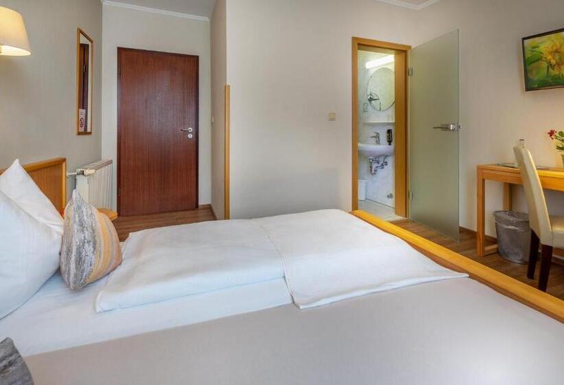 ホテル Goldener Pfropfenzieher