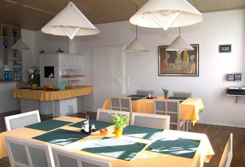 هتل Gästehaus Sankt Ulrich