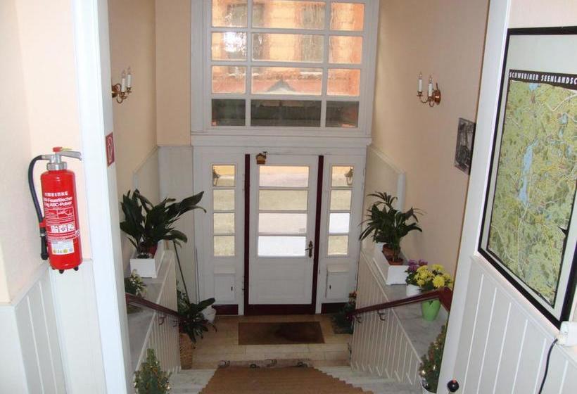 ホテル Haus Am Pfaffenteich