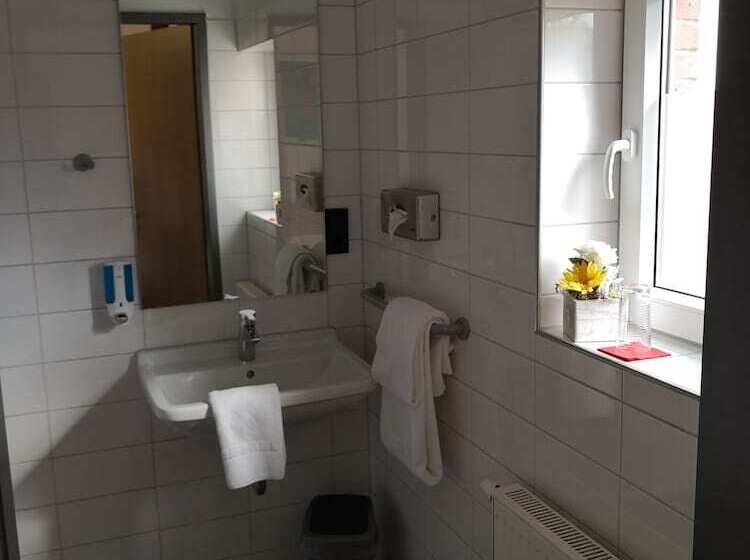 هتل Haus Vom Guten Hirten