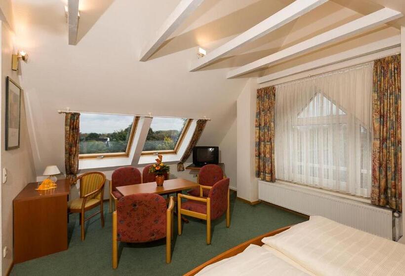 בית מלון כפרי Ideal