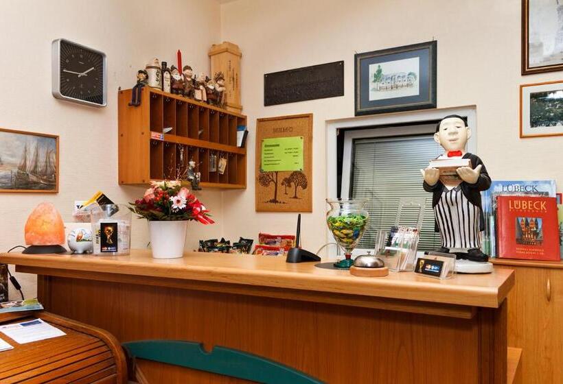 בית מלון כפרי Ideal