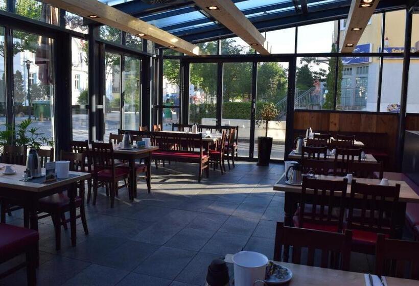 酒店 Kühlungsborner Brauhaus