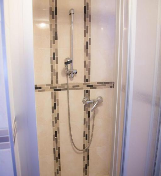 בית מלון כפרי Kleine Villa Rose