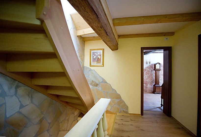 בית מלון כפרי Kleine Villa Rose