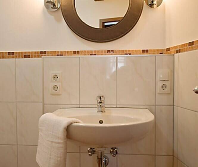 בית מלון כפרי Kleine Villa Rose