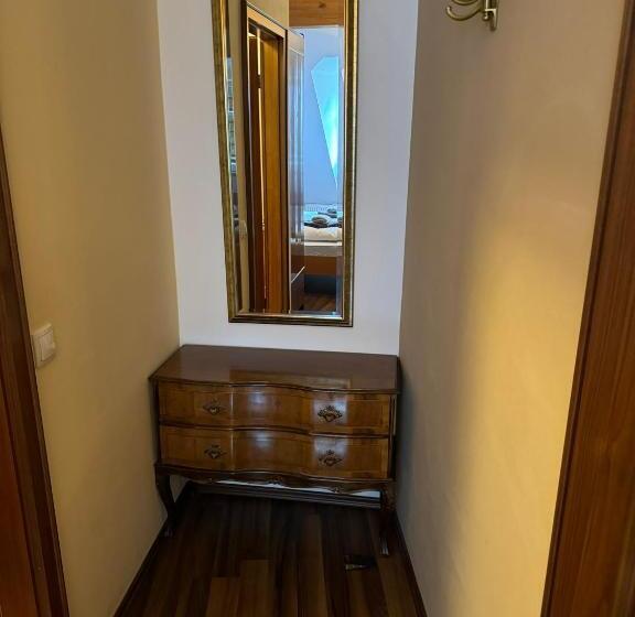 בית מלון כפרי Kleine Villa Rose