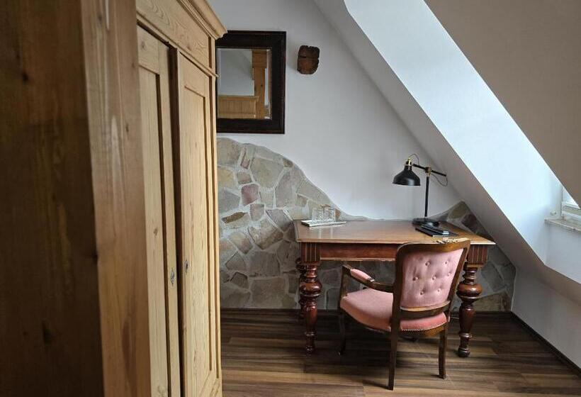 בית מלון כפרי Kleine Villa Rose