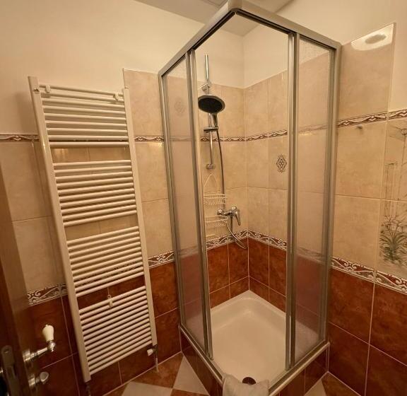 בית מלון כפרי Kleine Villa Rose