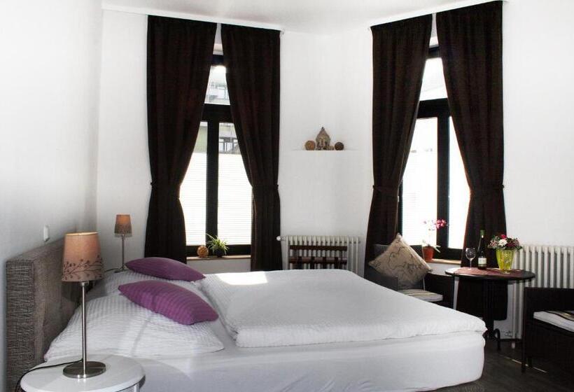 בית מלון כפרי Klenkes Am Bahnhof