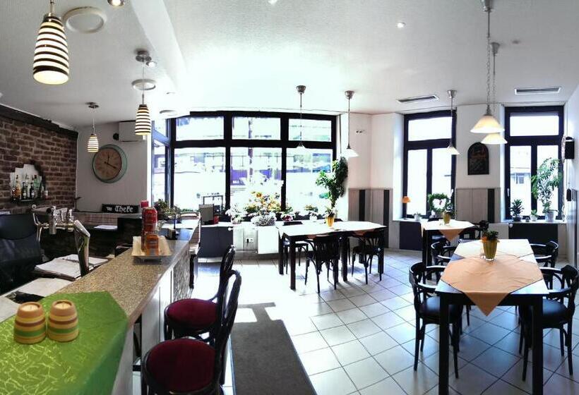 בית מלון כפרי Klenkes Am Bahnhof