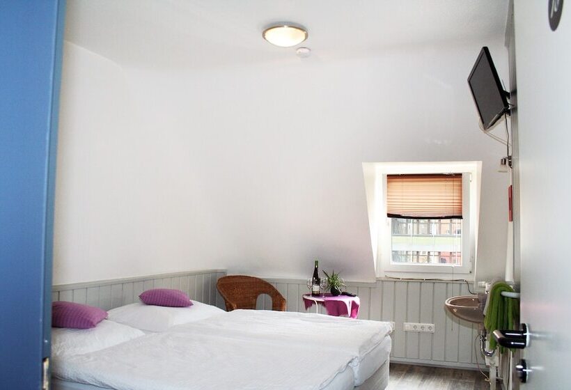 בית מלון כפרי Klenkes Am Bahnhof