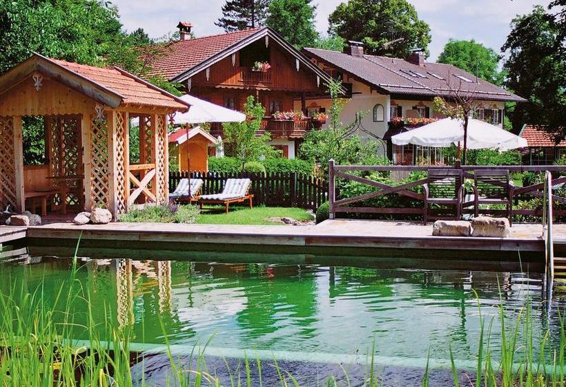 Отель Landhaus Benediktenhof