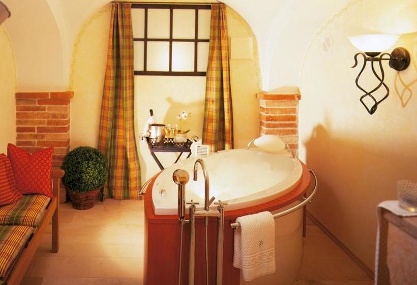 Отель Landhaus Benediktenhof