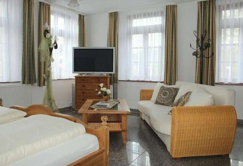 בית מלון כפרי L´antica Ruota  Zum Alten Wasserrad