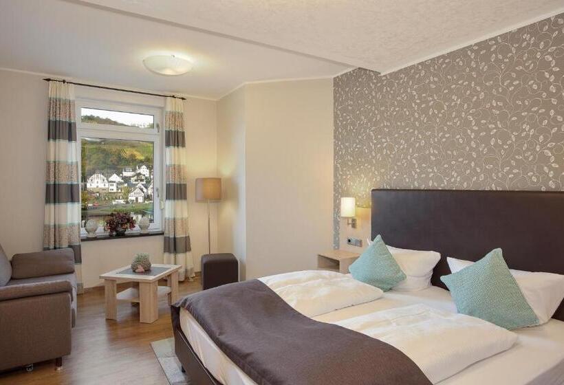 Отель Mayer S Wein