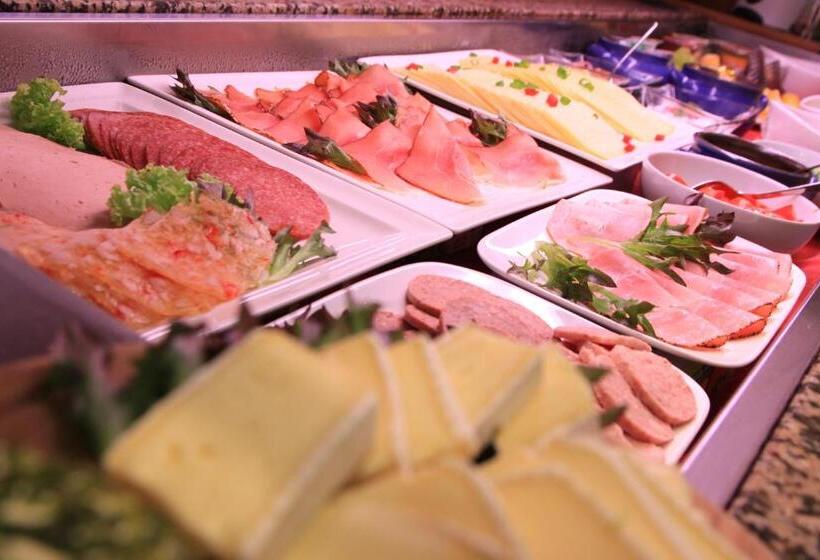 Отель Mayer S Wein