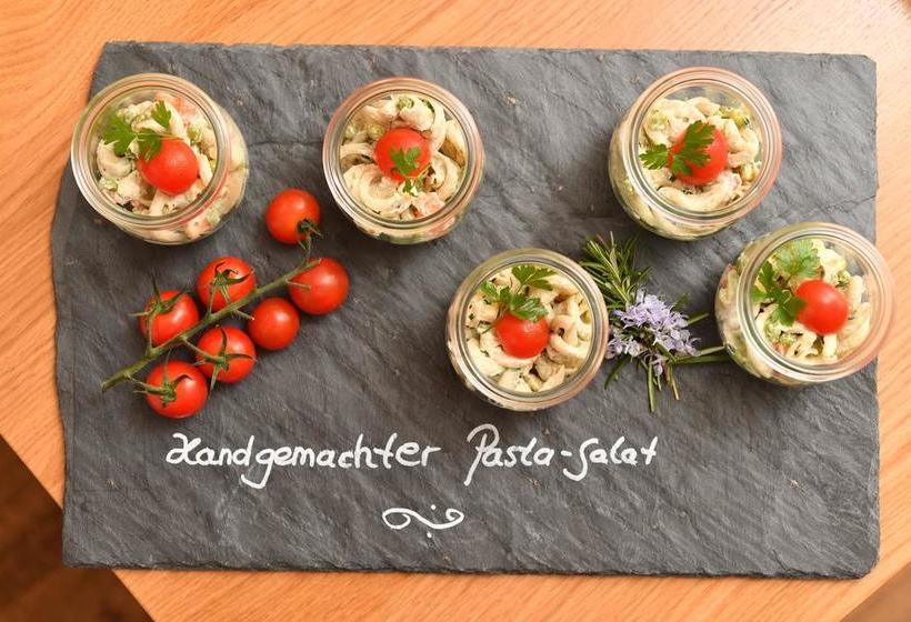 فندق Montfort Schlössle