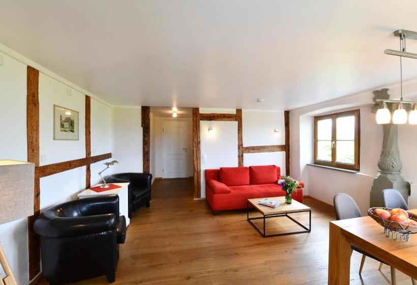 فندق Montfort Schlössle