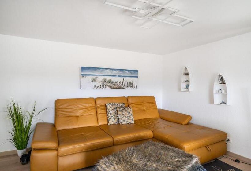 ホテル Oma's Küche & Quartier