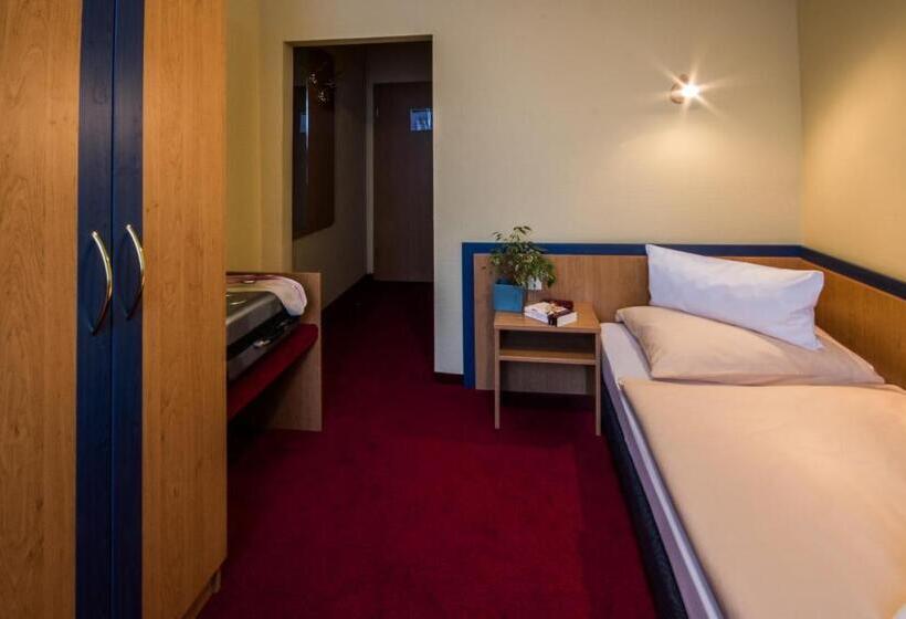 Отель Radduscher Hafen