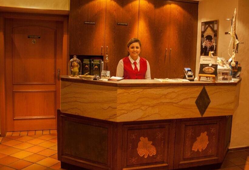 호텔 Restaurant Bergeshöhe