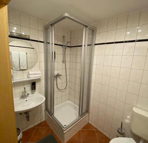 هتل Restaurant Frankenturm