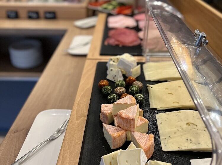 בית מלון כפרי Restaurant Sonnenlay