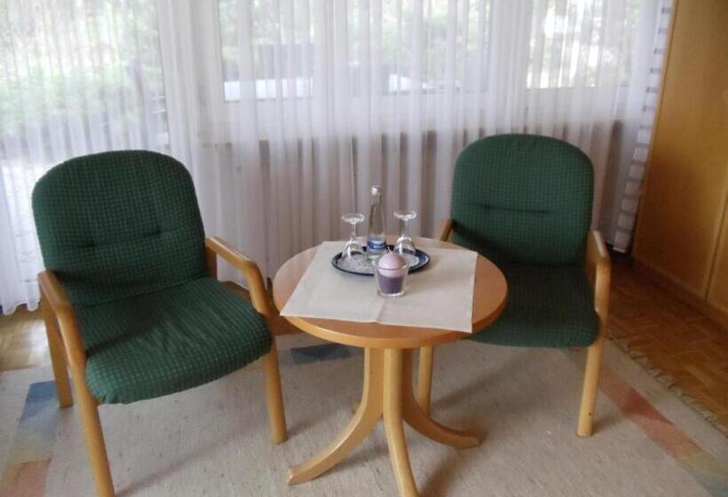 Отель Restaurant Weisbrod