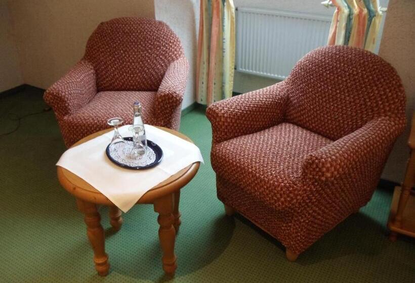 Отель Restaurant Weisbrod