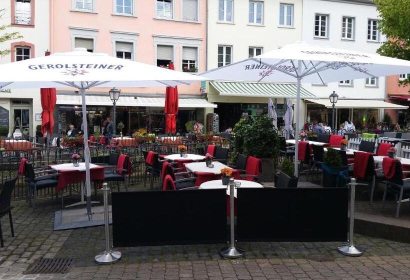 Отель Restaurant Zunftstube