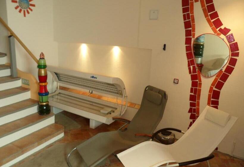 Отель Schloonsee Garni