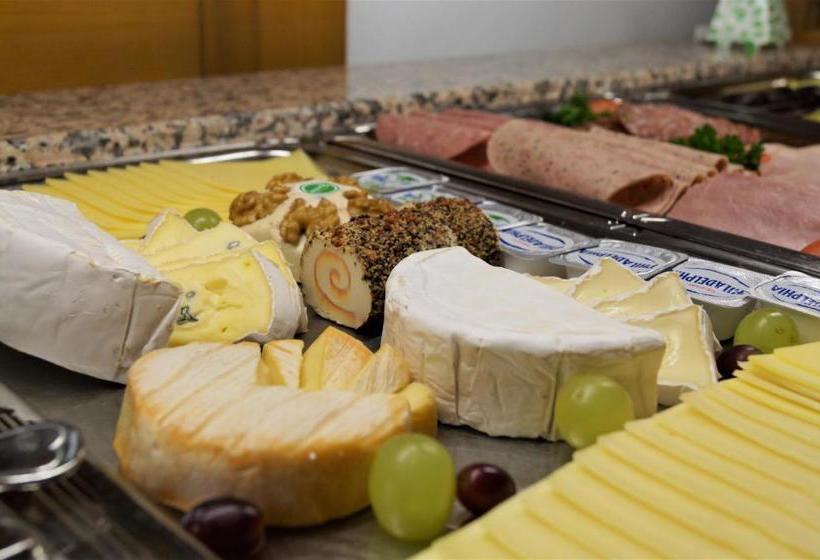 ホテル St.martiner Castell