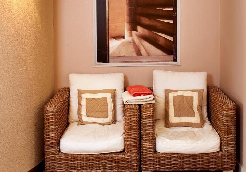 Отель Troglododo