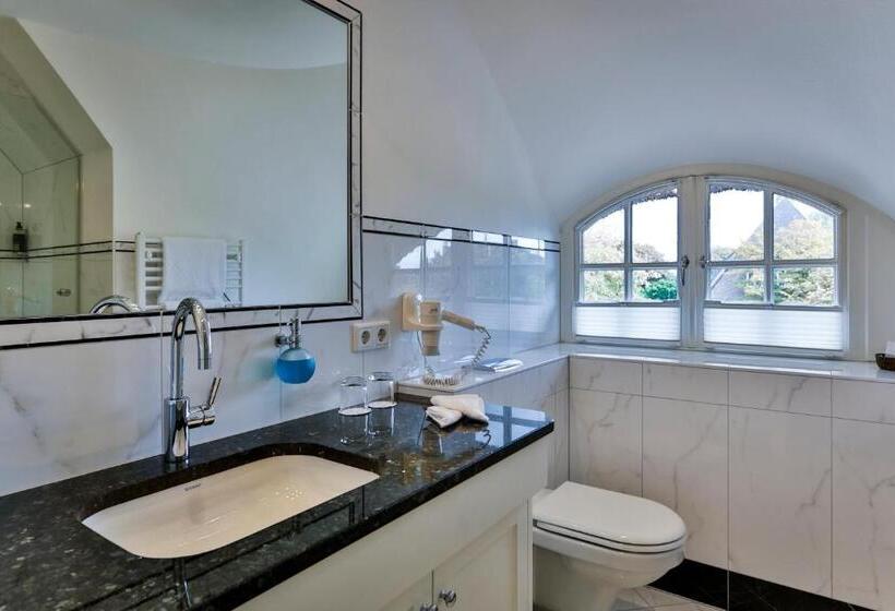 ホテル Und Restaurant Jörg Müller