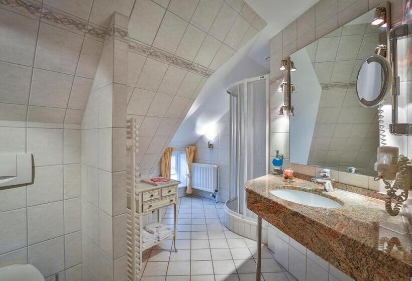 ホテル Und Restaurant Jörg Müller