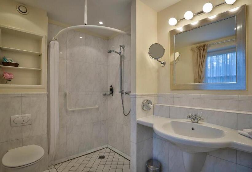 ホテル Und Restaurant Jörg Müller